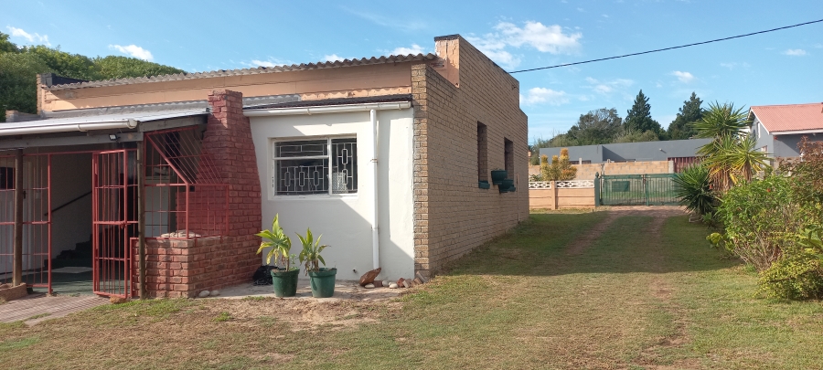 3 Bedroom Property for Sale in Albertinia Western Cape